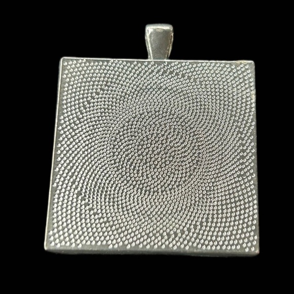 Vintage Square Portrait Photo Women Holding Cat Silver Tone Pendant Victorian - Picture 4 of 4